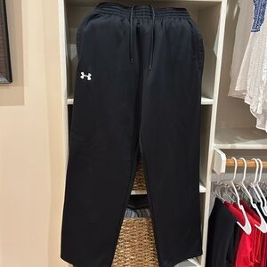 Men’s under Armour sweatpants